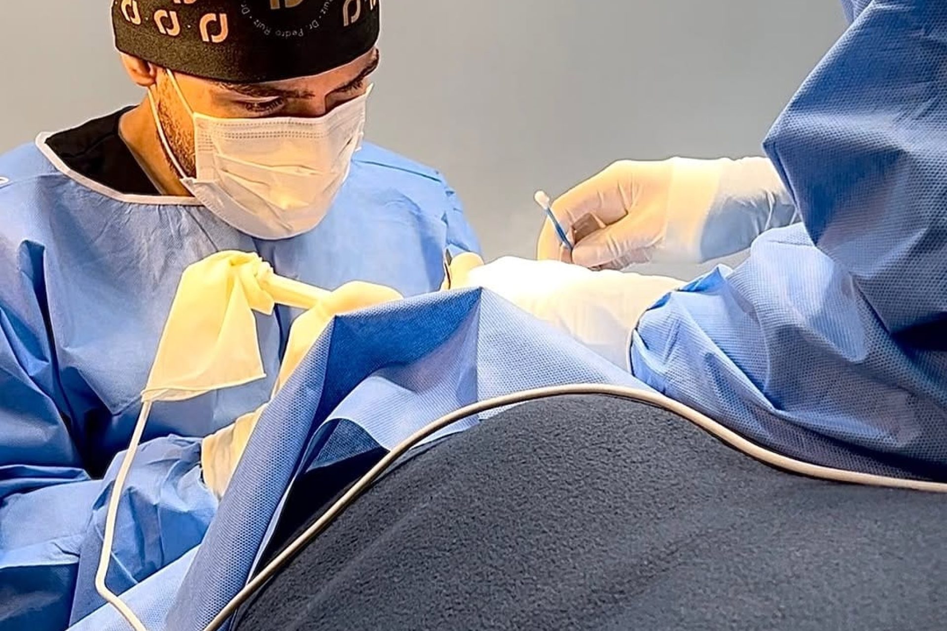 Blefaroplastia completa_instituto pedro ruiz