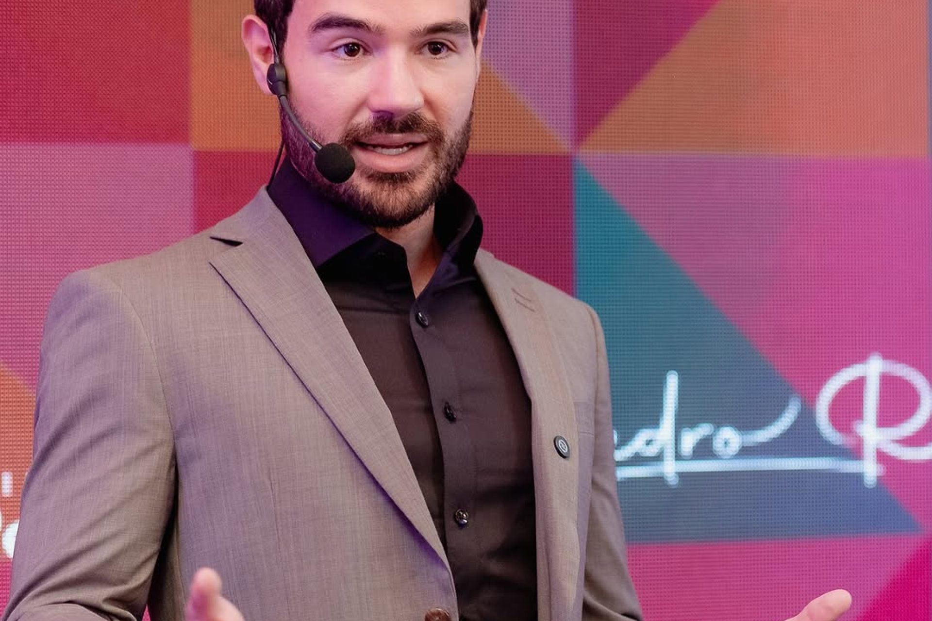 Dr pedro Ruiz nno