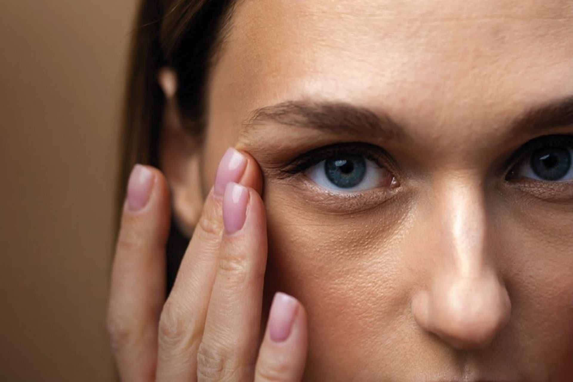 blefaroplastia-deixa-olhar-artificial